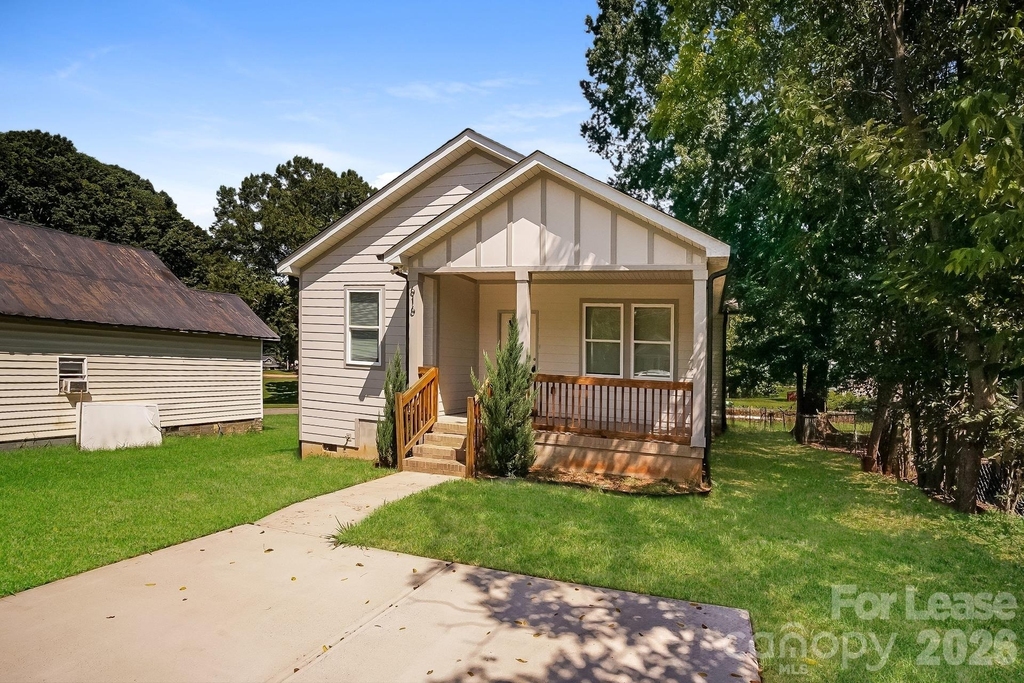 616 Newbern Avenue - Photo 1