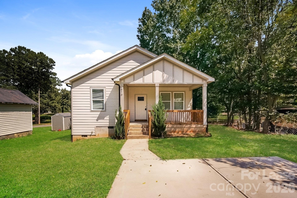 616 Newbern Avenue - Photo 0
