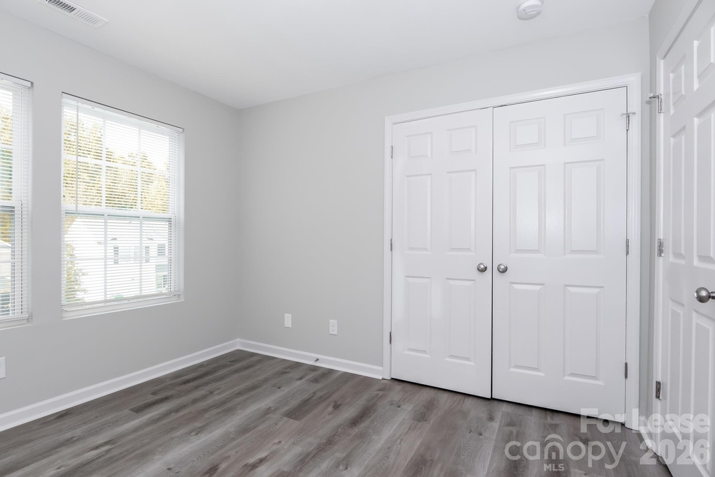 6108 Fazenda Drive - Photo 5