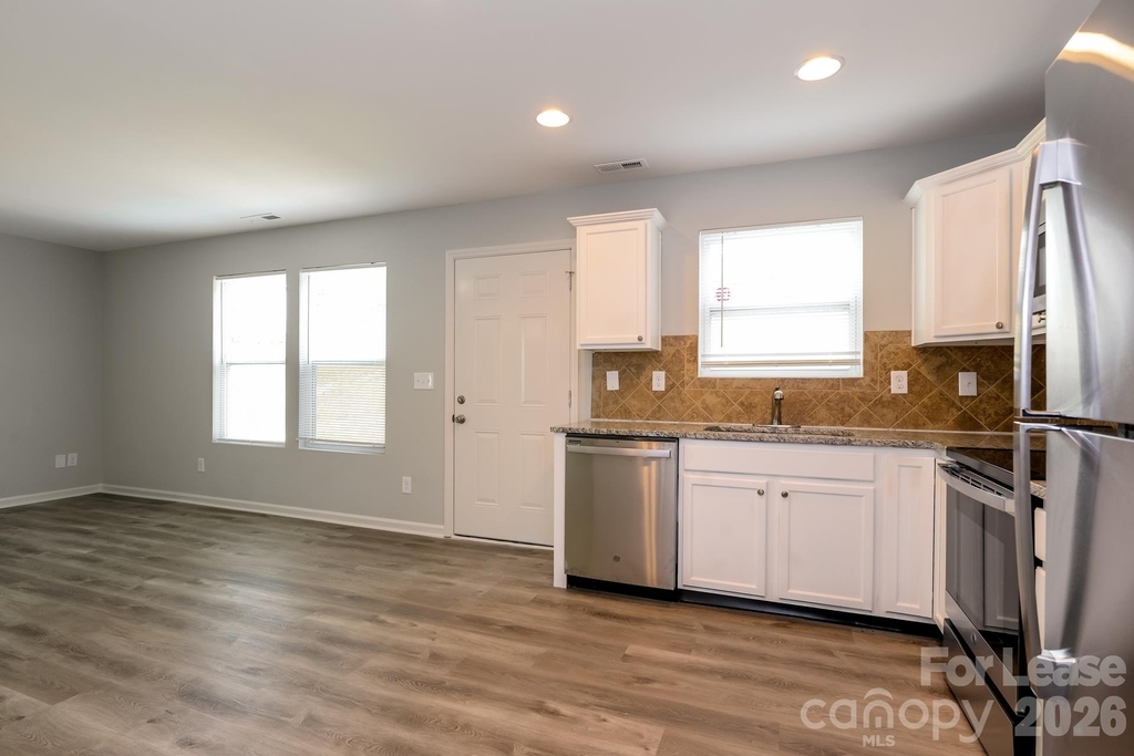 6108 Fazenda Drive - Photo 1