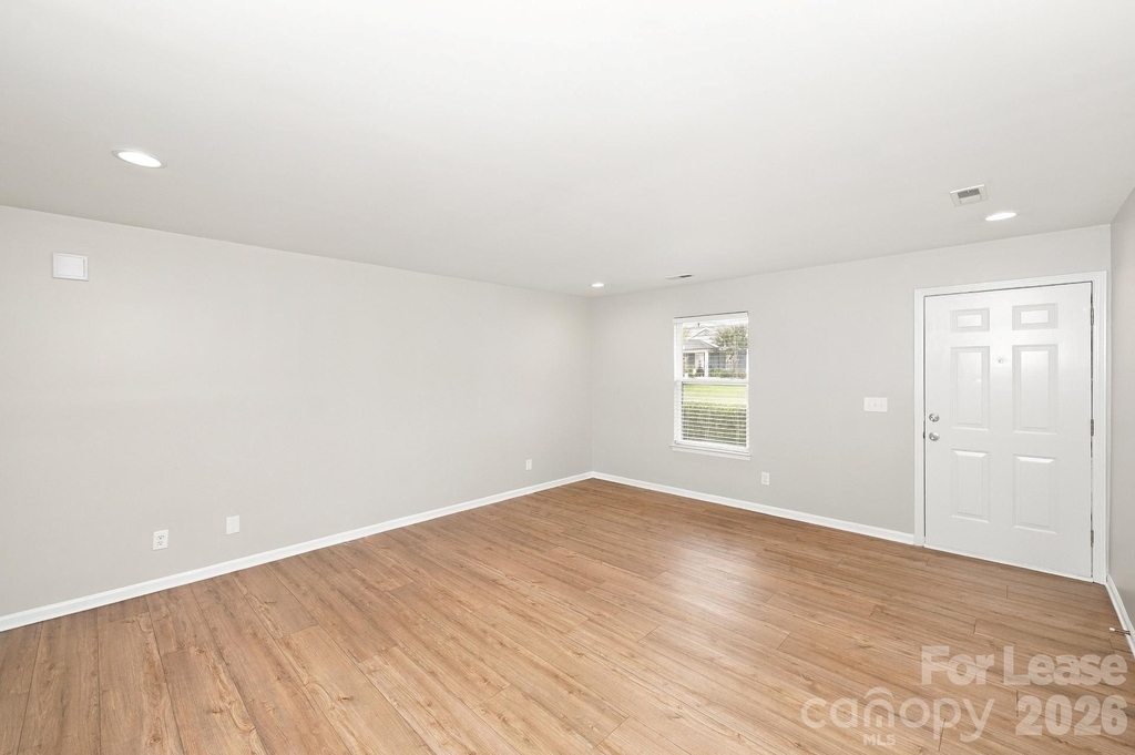 118 Brantley Place Drive - Photo 3