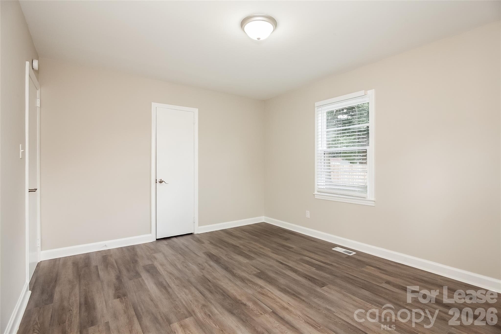 1606 Belmar Drive - Photo 7