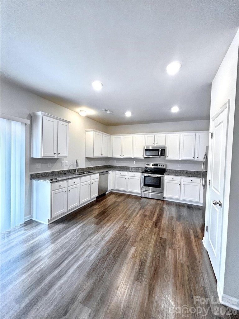 8149 Long Island Road - Photo 2