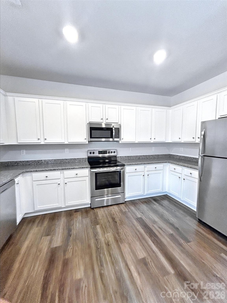8149 Long Island Road - Photo 3