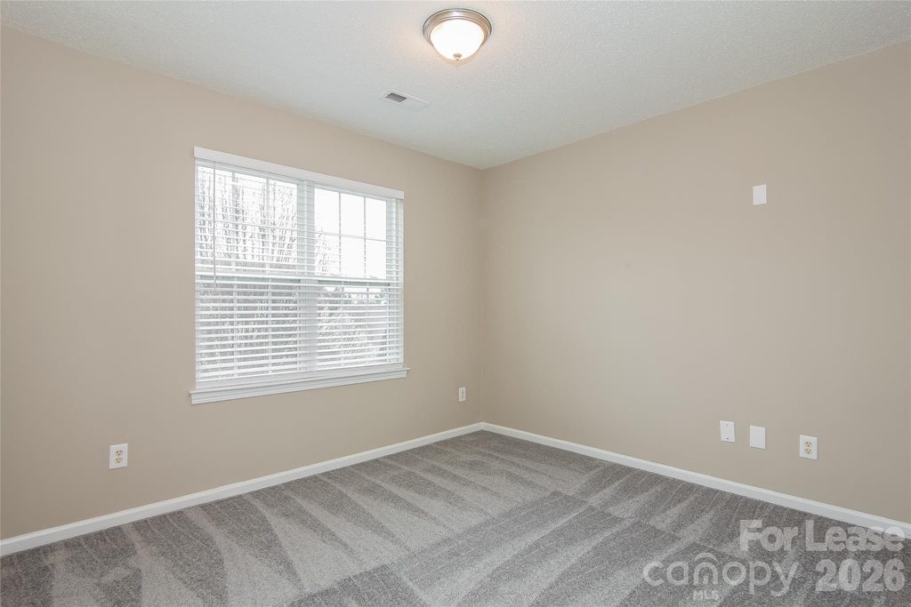 4019 Balsam Street - Photo 10