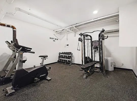 150 Manhattan Avenue - Photo 7