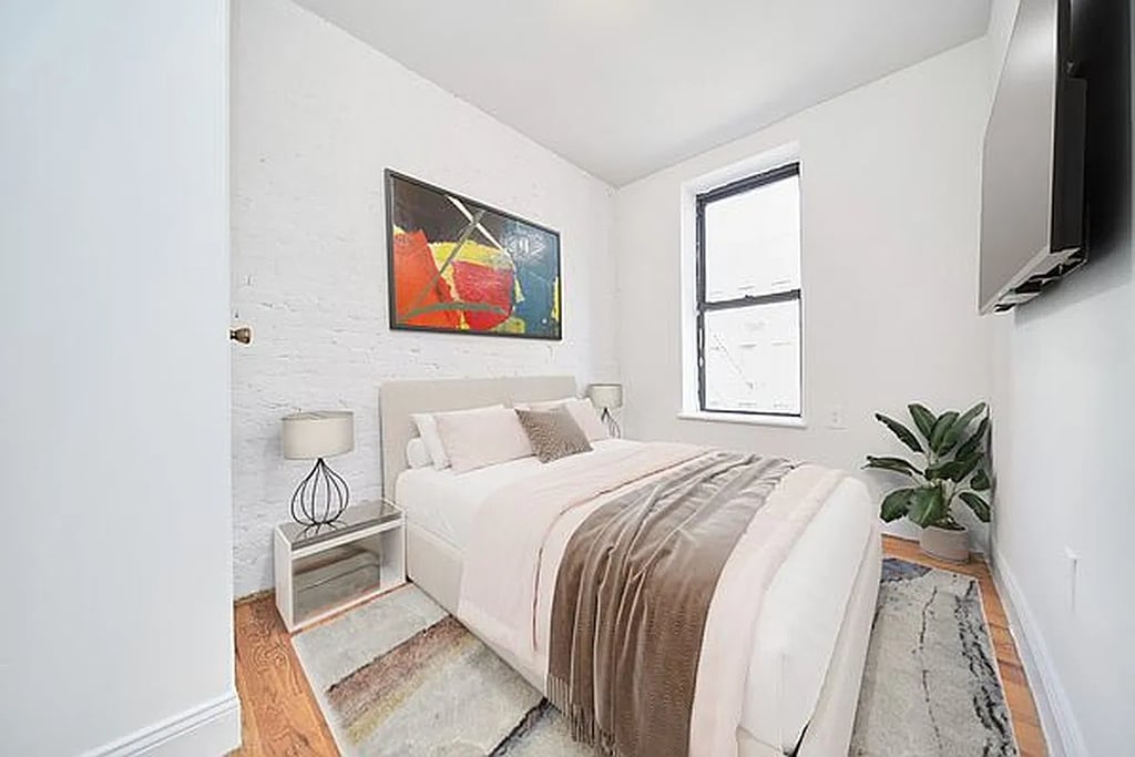 150 Manhattan Avenue - Photo 1