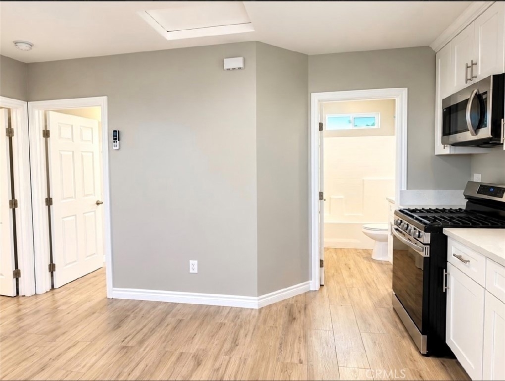 1663 Hawthorne St - Photo 11