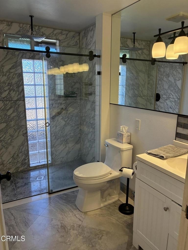 2810 Sherwin Avenue - Photo 16