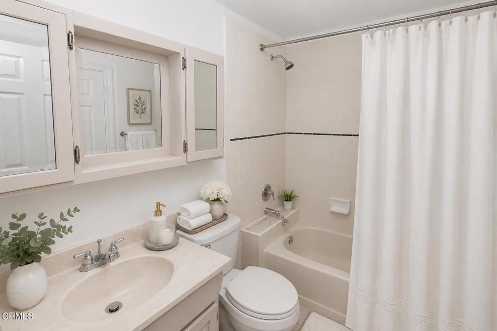 22901 Leadwell Street - Photo 14