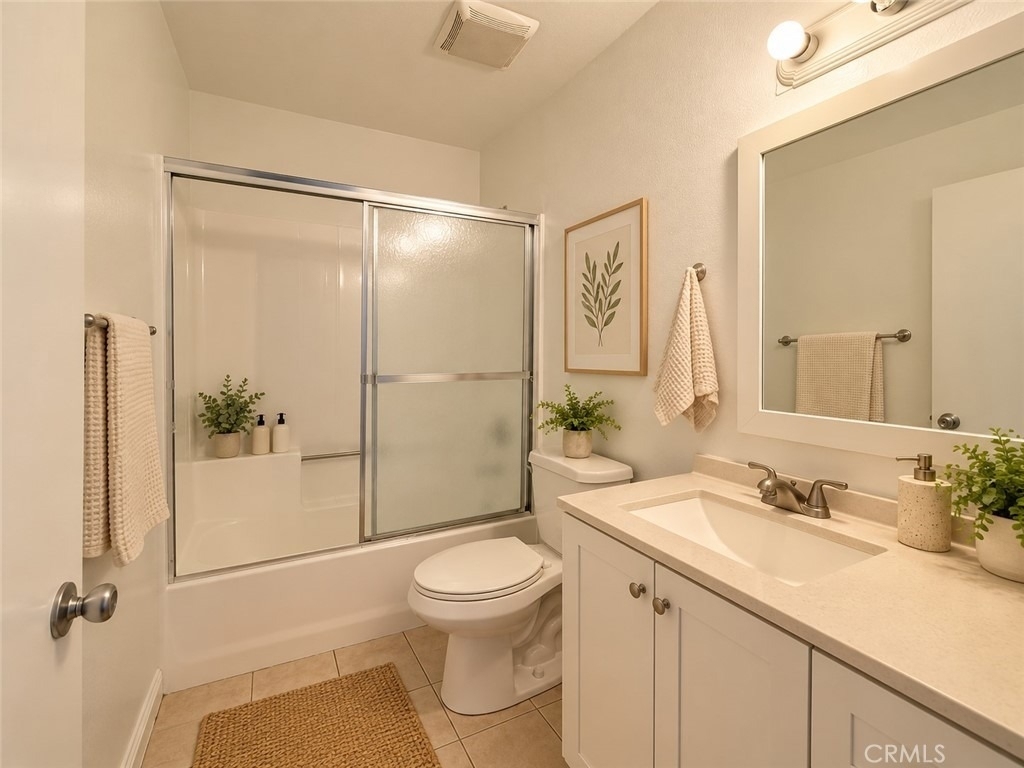 322 W Avenue 38 - Photo 2