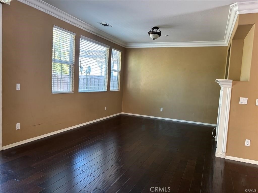 31124 Strawberry Tree - Photo 3