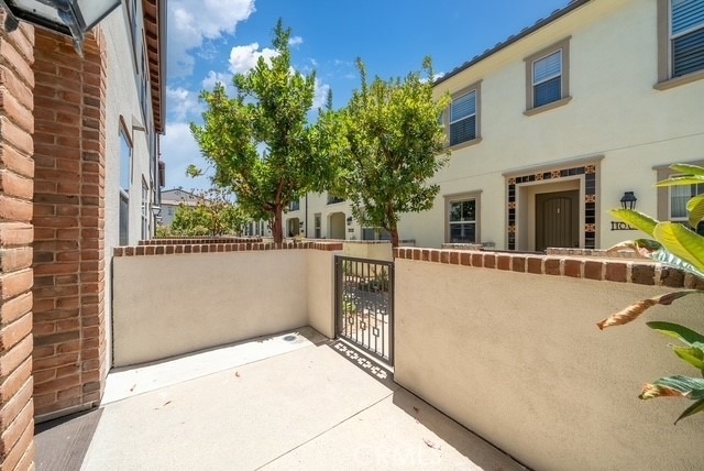 809 El Paseo - Photo 0