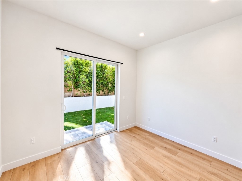 17318 Bircher Street - Photo 10