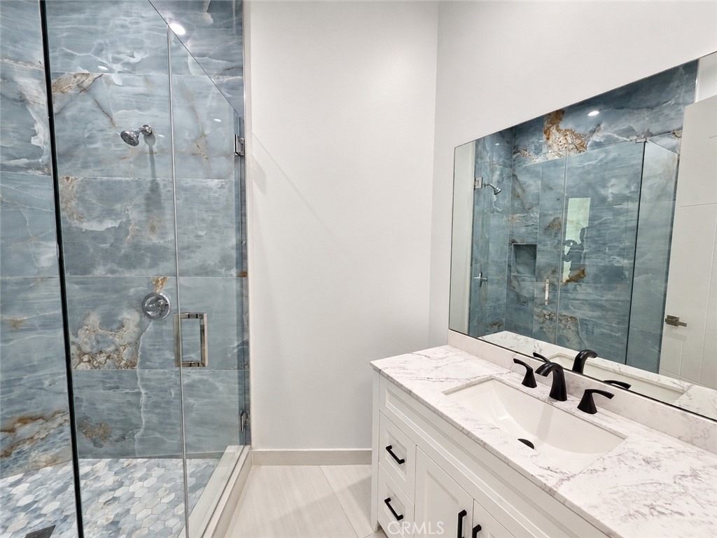 17318 Bircher Street - Photo 12