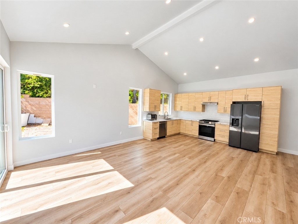 17318 Bircher Street - Photo 2