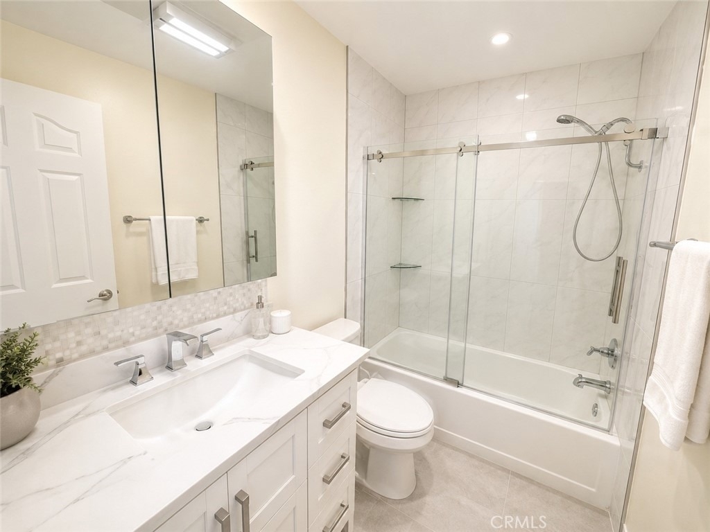 5009 Woodman - Photo 2