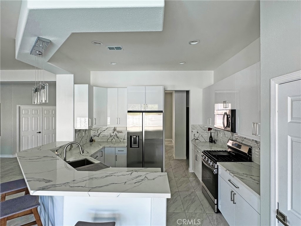 43244 Freesia Place - Photo 2