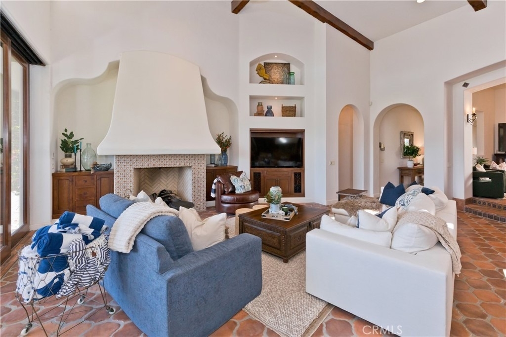 56145 Village Drive - Photo 11
