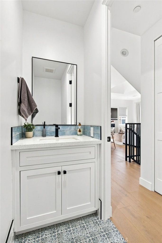 2100 Carnegie Lane - Photo 29