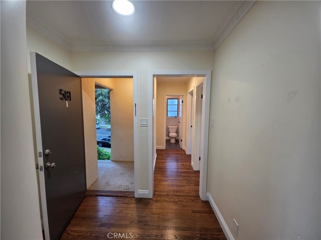 581 Levering Avenue - Photo 7