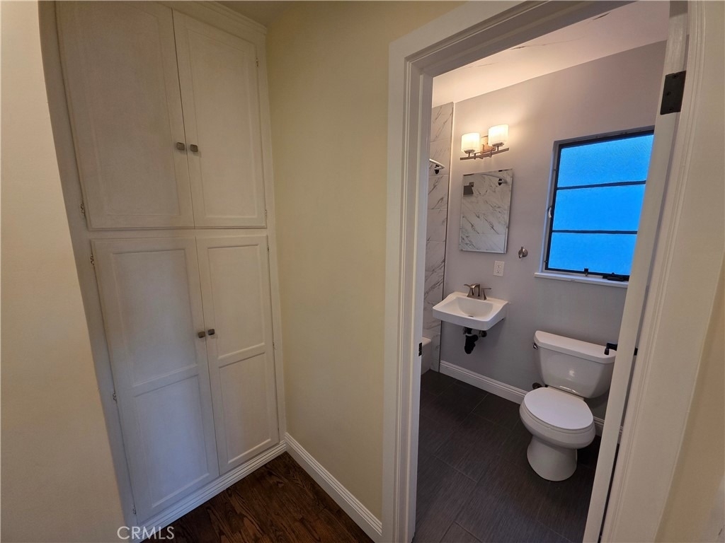 581 Levering Avenue - Photo 13