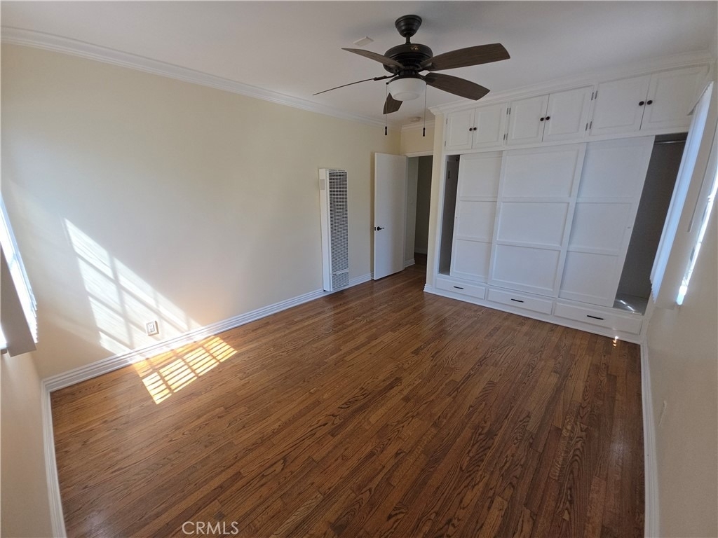 575 Levering Avenue - Photo 23