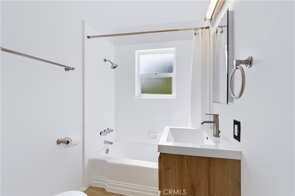 340 Avenue F - Photo 7