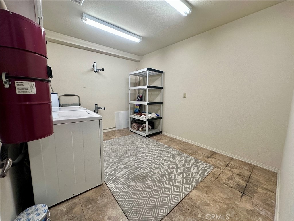 320 N Catalina Avenue - Photo 35