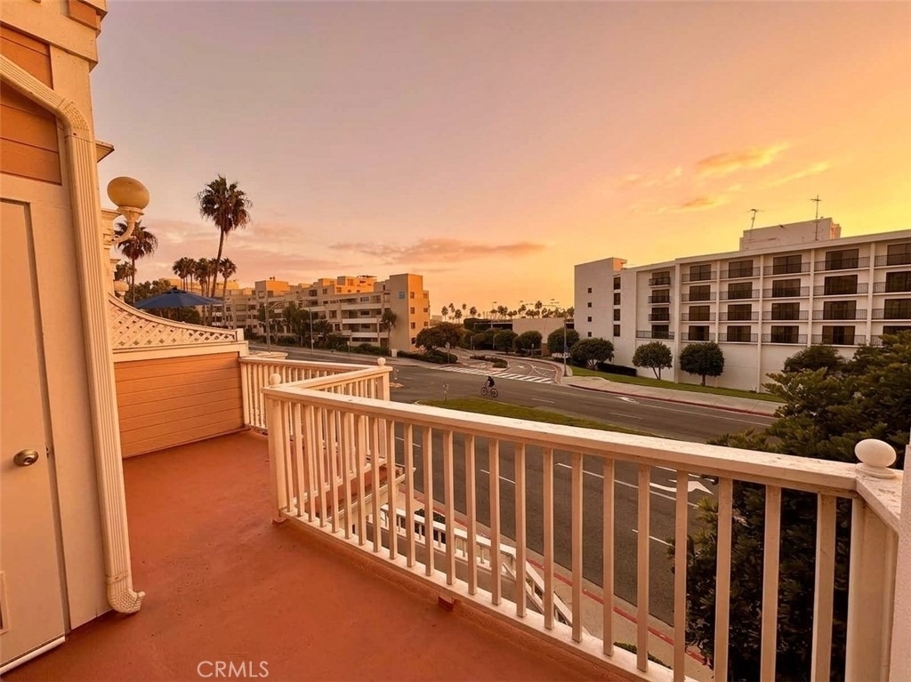 320 N Catalina Avenue - Photo 7