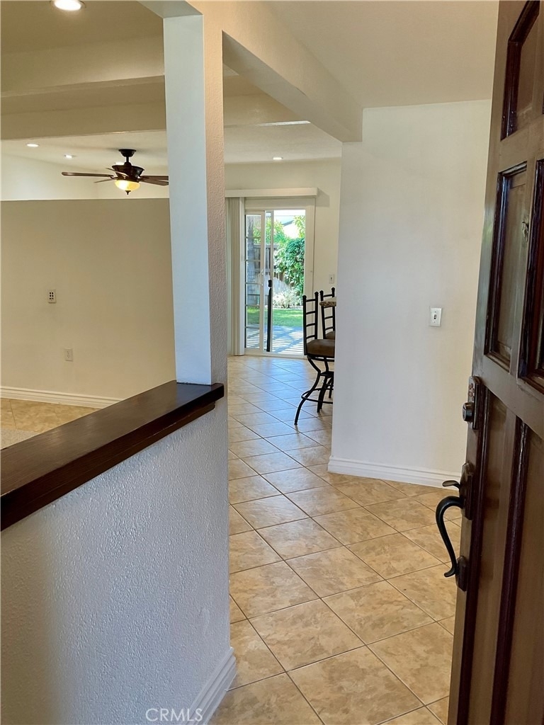 425 N Roni Lane - Photo 4