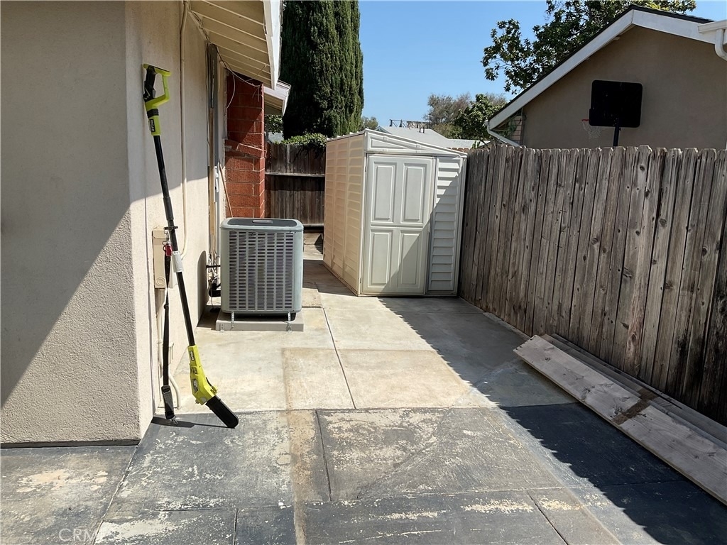 425 N Roni Lane - Photo 31