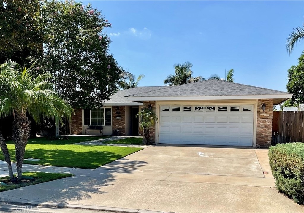 425 N Roni Lane - Photo 2