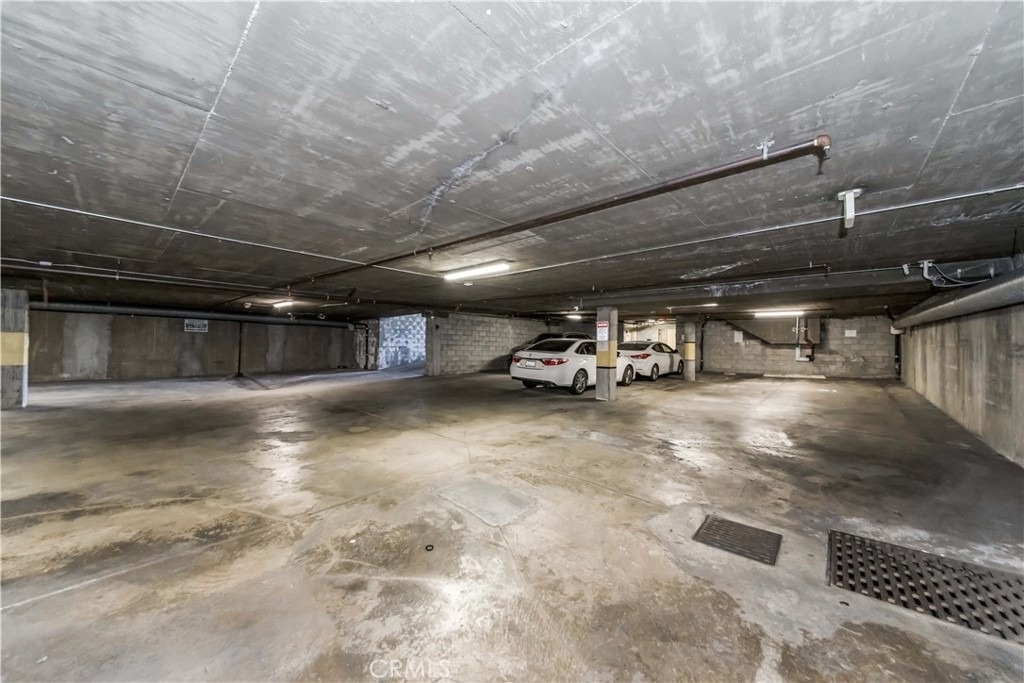 300 S Westmoreland - Photo 12