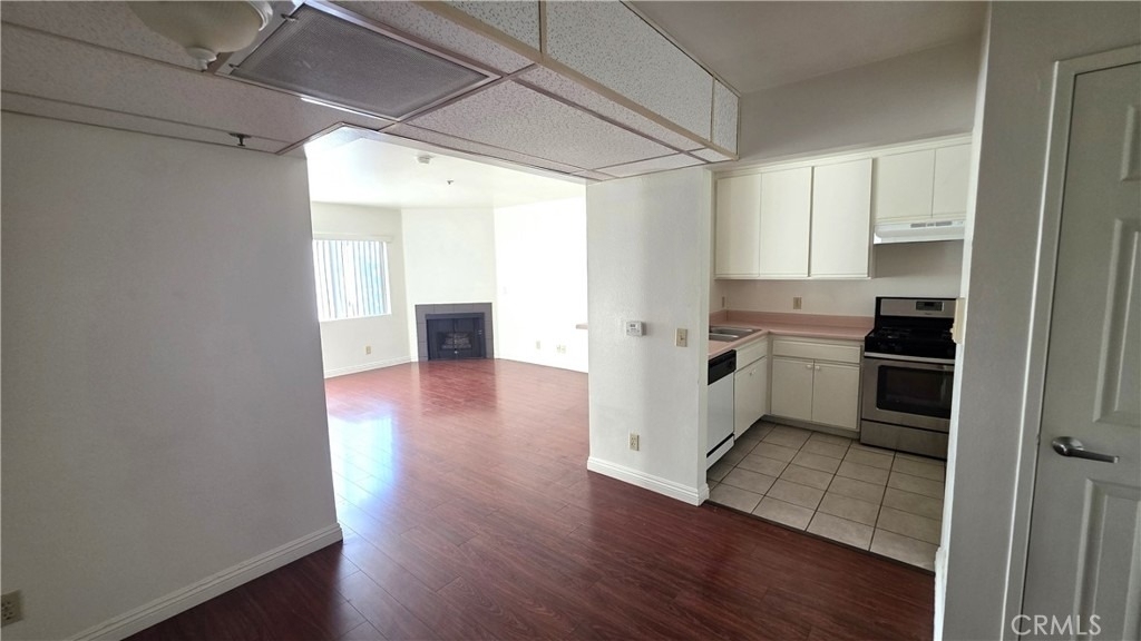 300 S Westmoreland - Photo 4