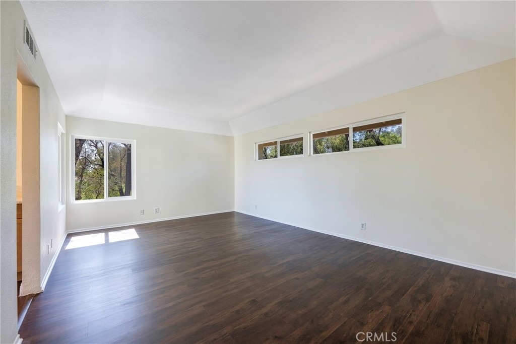 9821 Sunrise Lane - Photo 18