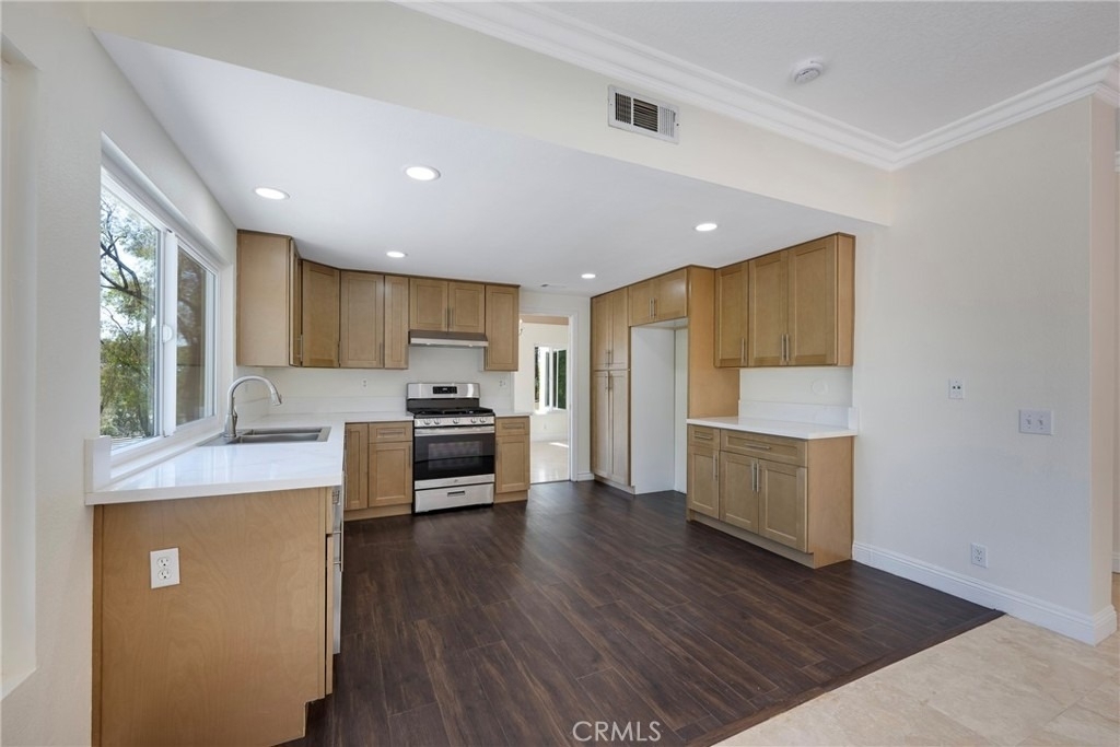 9821 Sunrise Lane - Photo 15