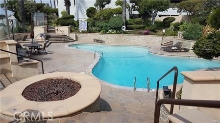 610 The Village - Photo 4