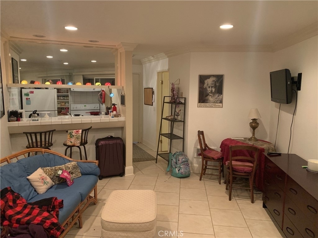 610 The Village - Photo 9