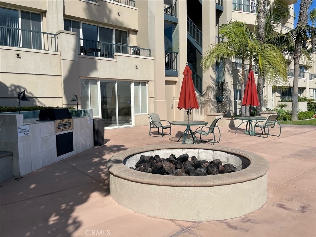 850 E Ocean Boulevard - Photo 1