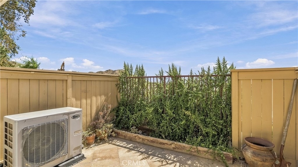 28564 Sorano - Photo 15