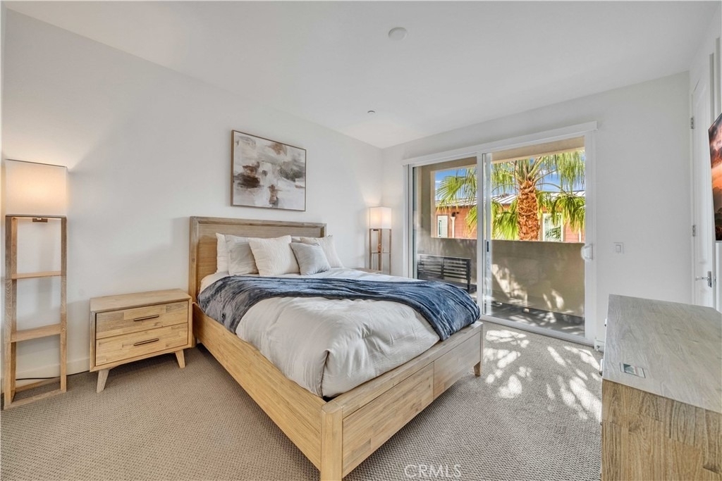 769 Doheny - Photo 21