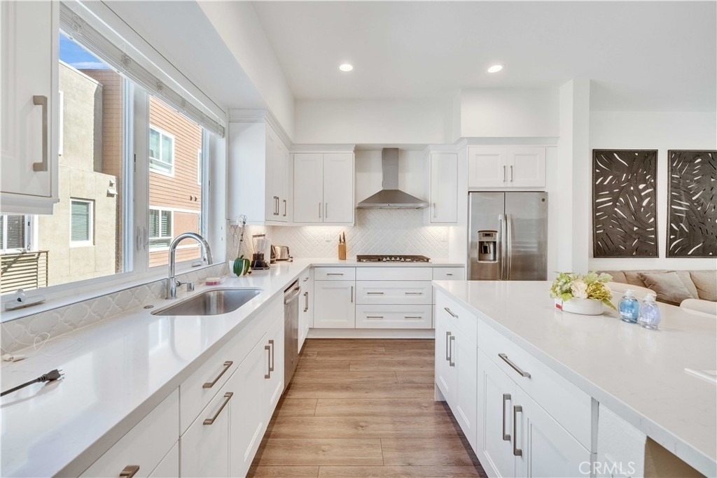 769 Doheny - Photo 26