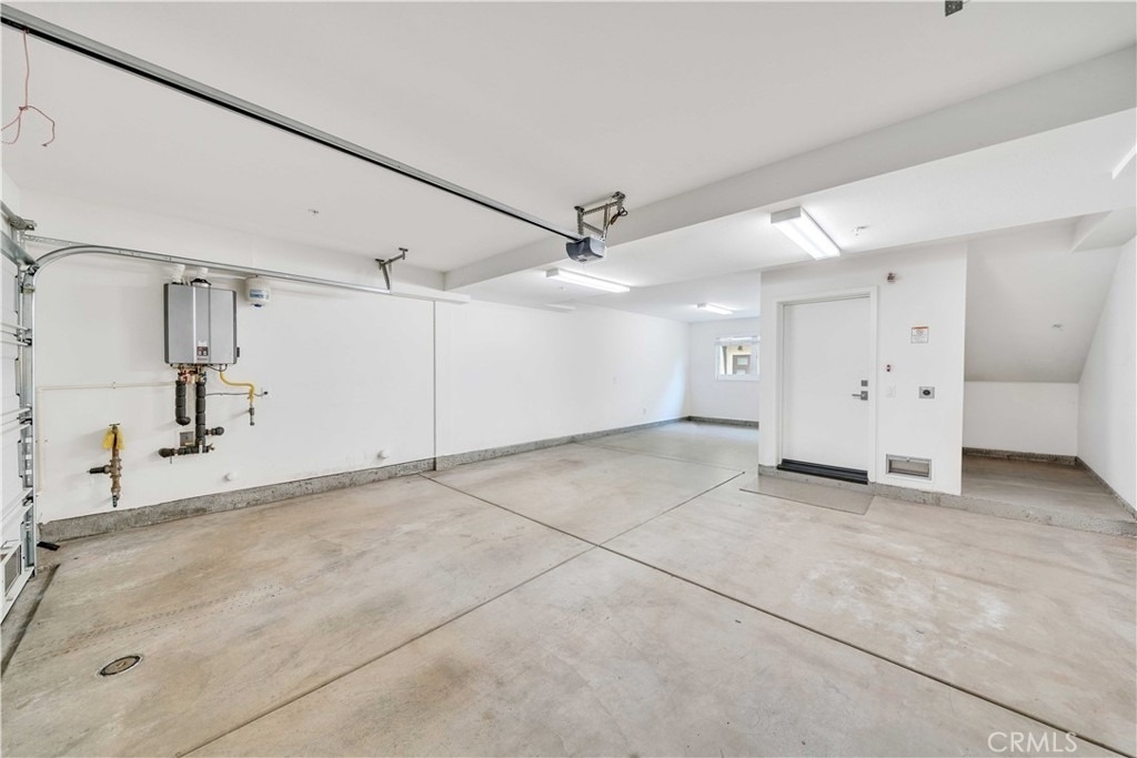 769 Doheny - Photo 38