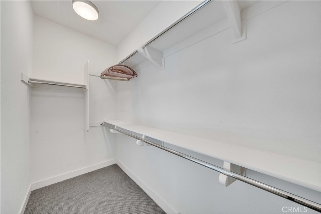 769 Doheny - Photo 30