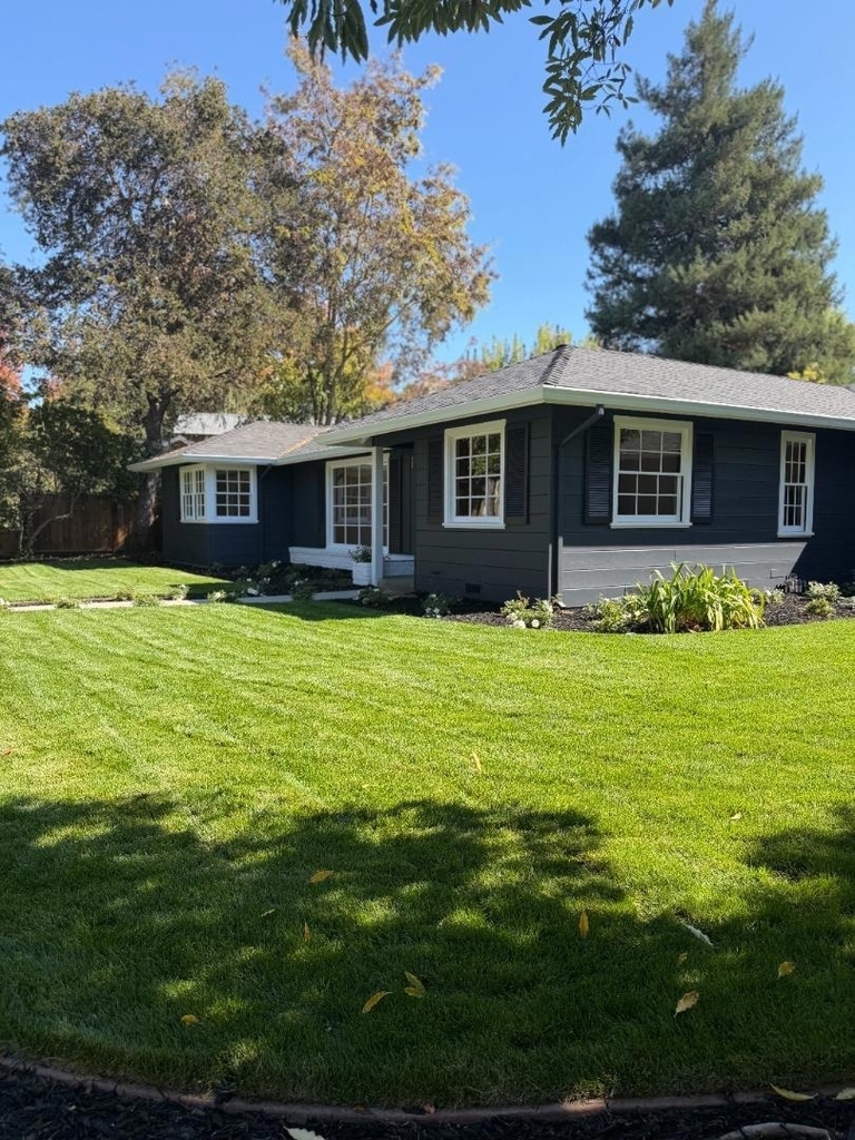 185 Garland Drive - Photo 1
