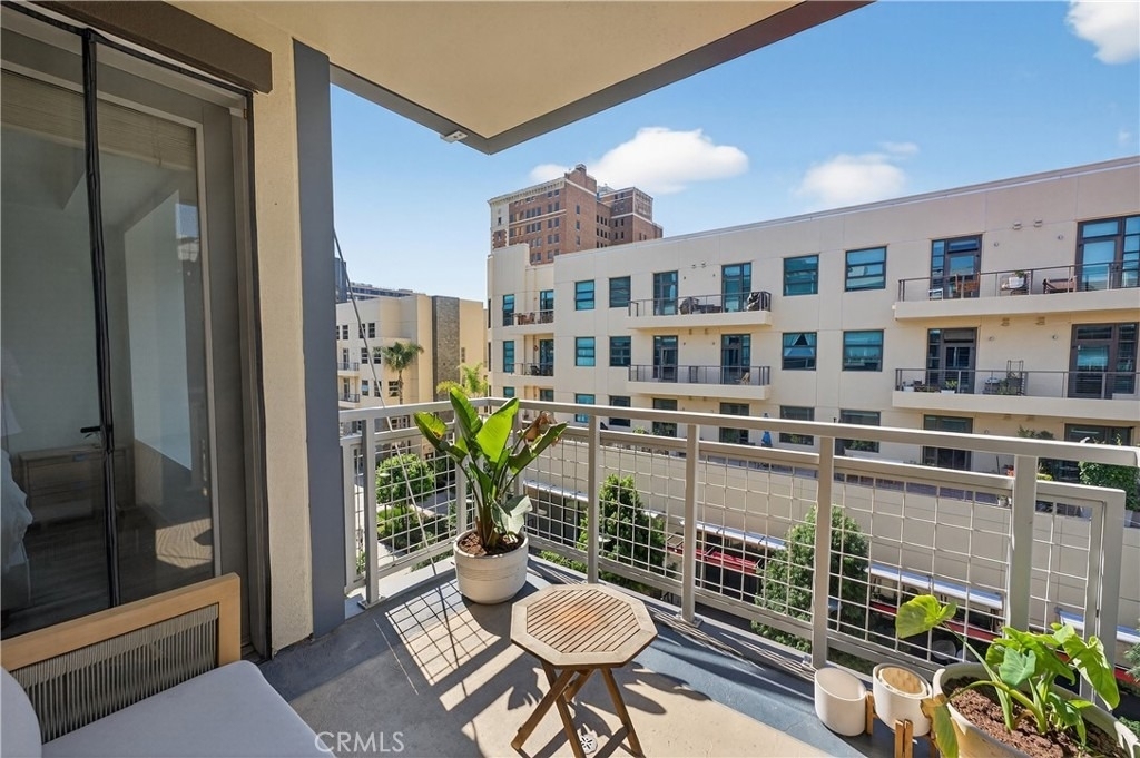 150 The Promenade N - Photo 26
