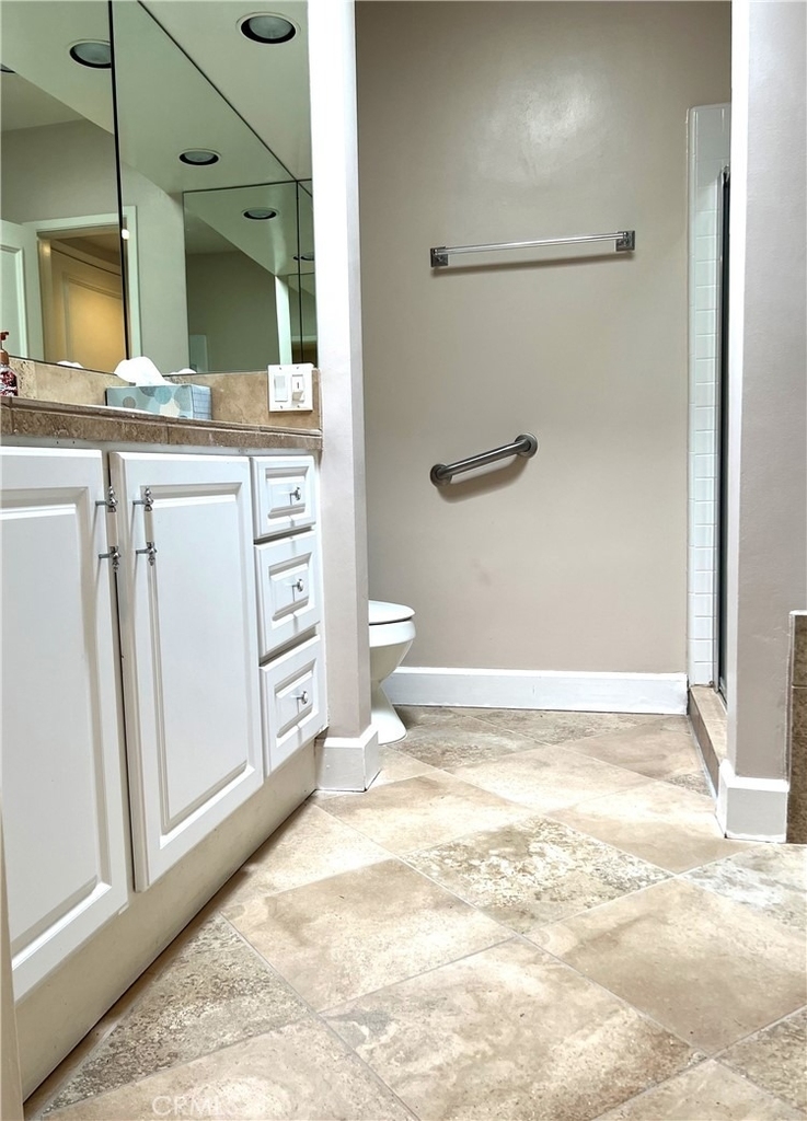 1025 N Kings - Photo 8