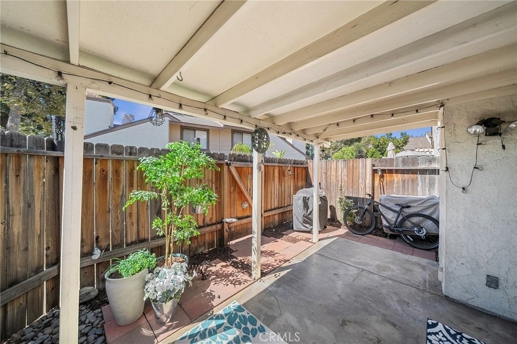 6635 Altawoods Way - Photo 19