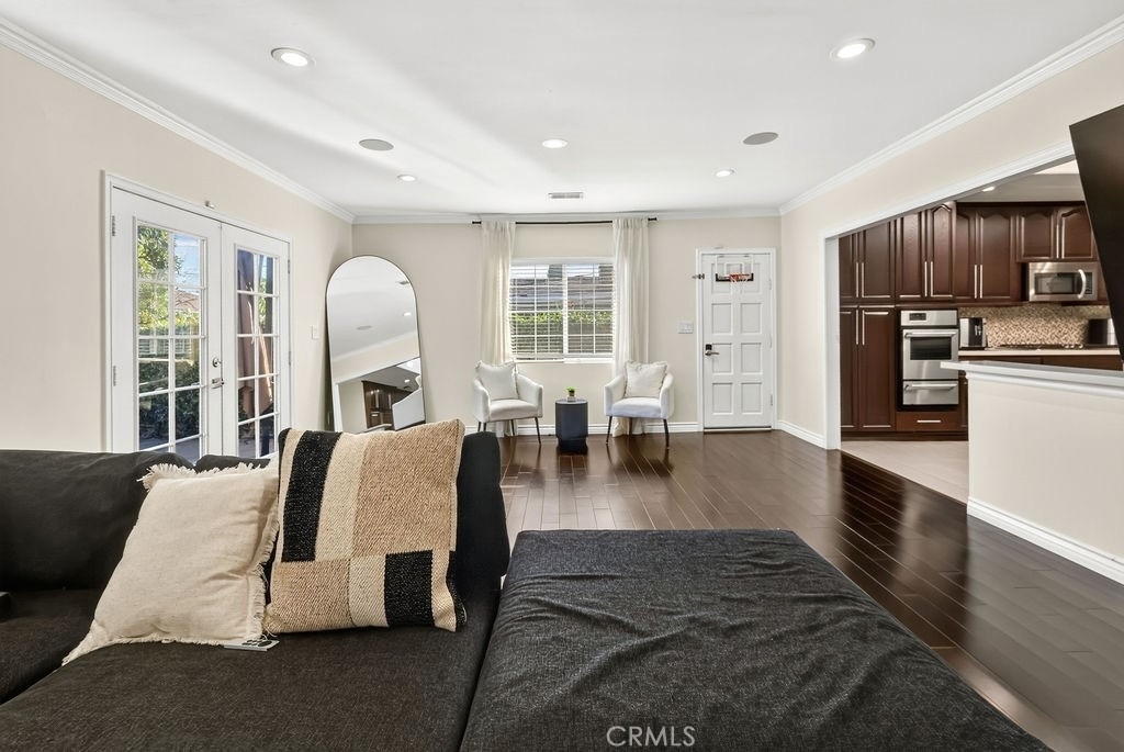 1256 Irving Avenue - Photo 13